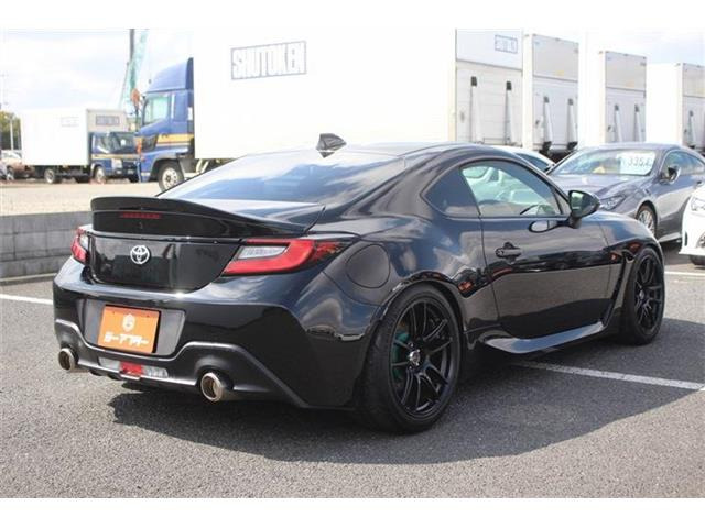 ���Ǝҗl�ւ̔̔��͂��f�肳���Ă��������܂��B�Ԍ������ԗ��̏ꍇ�́A�Ԍ����擾�������x�������z�ŕ\�����Ă���܂��B