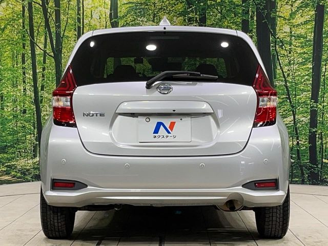 安心の最長10年・走行無制限保証(有償)をご用意。保証内容も充実はもちろん、無料点検&オイル交換や、年中無休の全国・24時間ロードサービスも付帯されておりますのでご安心下さい。