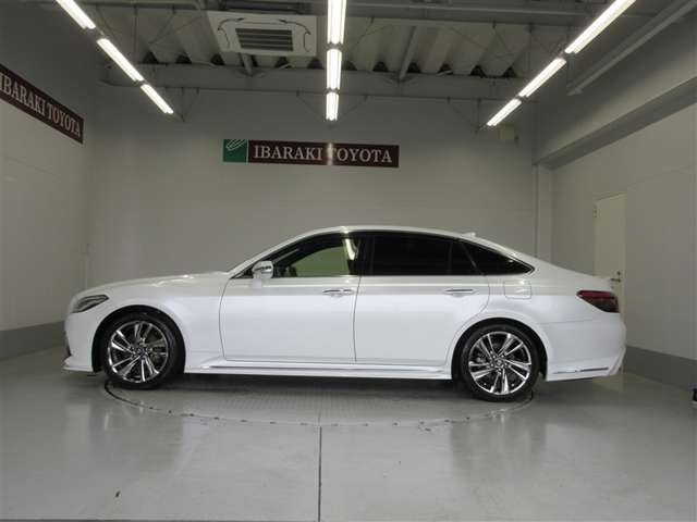 クラウンハイブリッド 2.5 RS アドバンス