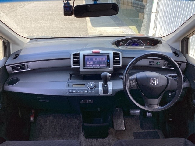 フリード1.5 G ジャストセレクション