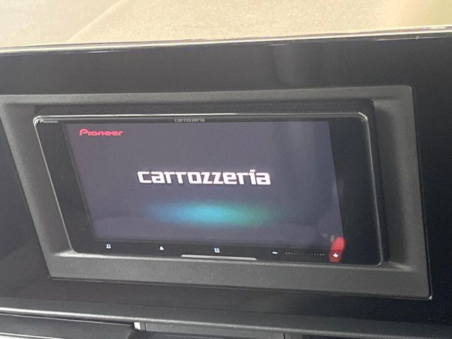 �y�i�r�Q�[�V�����z�g���₷���i�r�ŖړI�n�܂ł�������ē����Ă���܂��B�e��I�[�f�B�I�Đ��@�\���[�����Ă���A���Ԃ̉^�]������Ɋy�����Ȃ�܂�!!