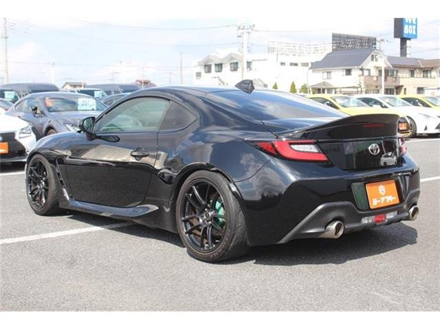 ���Ǝҗl�ւ̔̔��͂��f�肳���Ă��������܂��B�Ԍ������ԗ��̏ꍇ�́A�Ԍ����擾�������x�������z�ŕ\�����Ă���܂��B