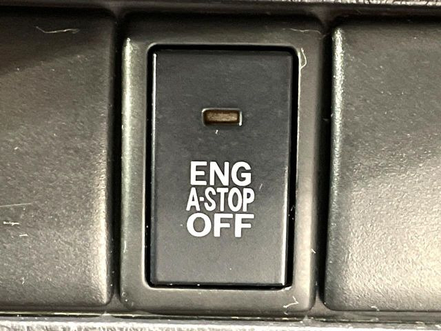 �y�A�C�h�����O�X�g�b�v�z�ԐM����a�؂Œ�Ԃ����ۂɃG���W�����~���A���ʂȔR���̏����}���܂��B�R��������ی�ɂȂ���@�\��G���W���̓u���[�L�𗣂��΍Ďn�����܂��B