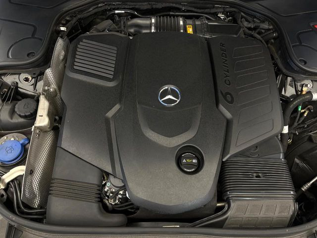 �����X�ł́A�e���[�J�[�̐�p�f�f�e�X�^�[�𓱓��B���Ǝ��i�����e�N�j�J���X�^�b�t���풓���Ă���܂��̂ŁA������̍ۂɂ����S���Ă����p���������܂��B