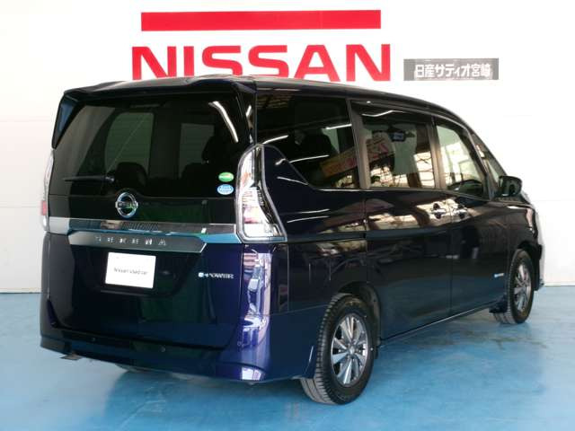 セレナ1.2 e-POWER XV