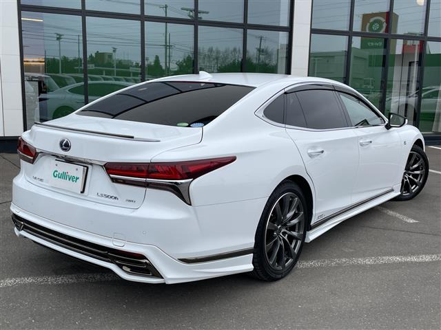 LS500h Fスポーツ 4WD