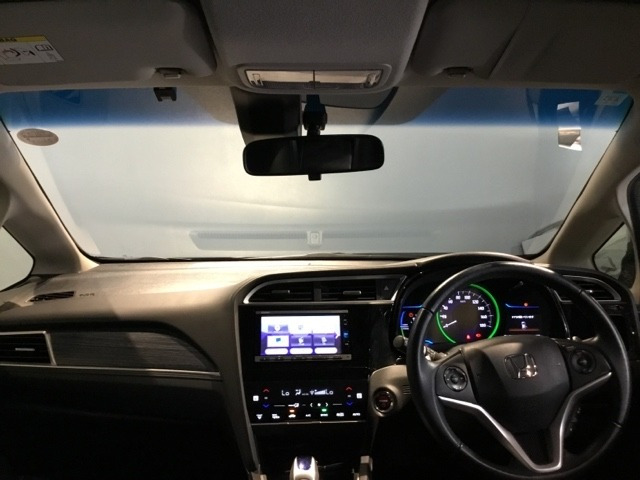 シャトル1.5 ハイブリッド Z