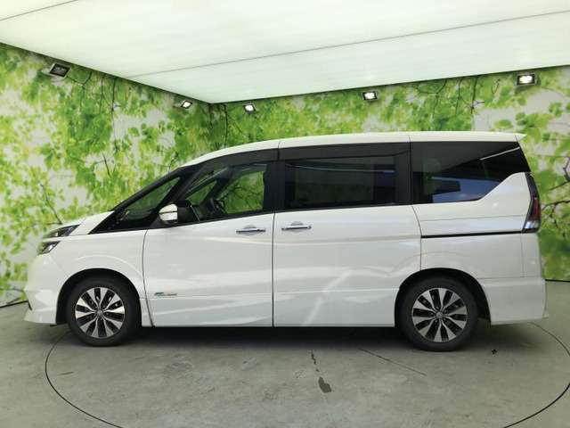 セレナ2.0 ハイウェイスター Vセレクション