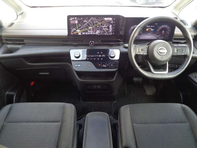 セレナ1.4 e-POWER ハイウェイスターV