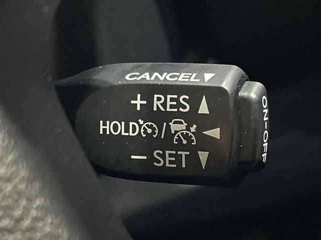 �y���[�_�[�N���[�Y�R���g���[���z�������H�ł̒��������s���y��!!�����ő��x��ۂN���[�Y�R���g���[�����A�Փˌy���V�X�e���ƘA�g���A�O���̎ԗ������m���ĎԊԂ�ۂ悤�ɑ��x���߂��Ă���܂�!!