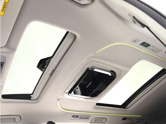 ヴェルファイアハイブリッド 2.5 ZR Gエディション E-Four 4WD