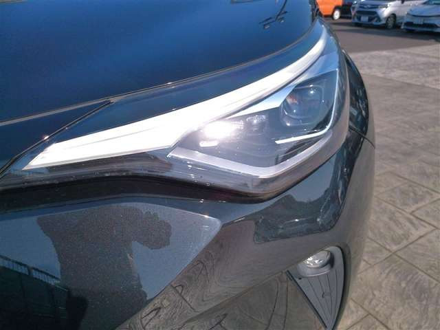 C-HRハイブリッド 1.8 G モード ネロ セーフティ プラス