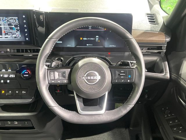 �y�����v�����X�e�A�����O�z�㎿�Ȋv���g�p���邱�ƂŁA��ɂ����������݂ƂĂ��^�]���₷���n���h���ł���