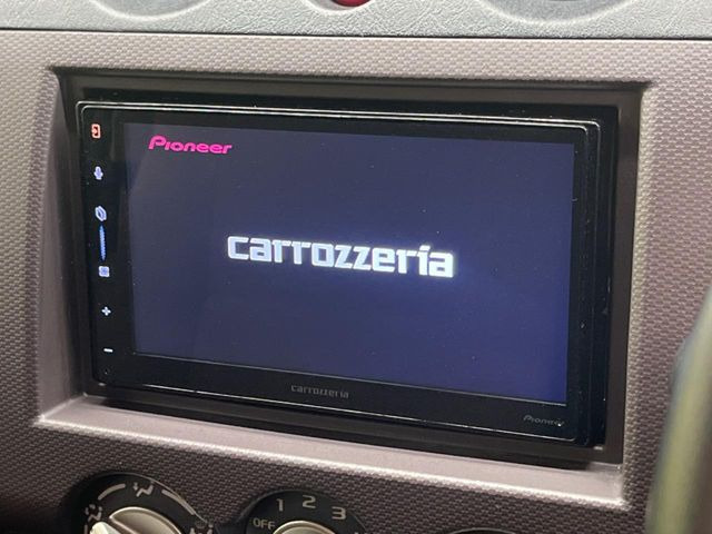 【ディスプレイオーディオ】お手持ちのスマートフォンとの連携で、ナビや音楽再生など各種アプリを使用可能。スマホに近い感覚でお使いいただけます♪