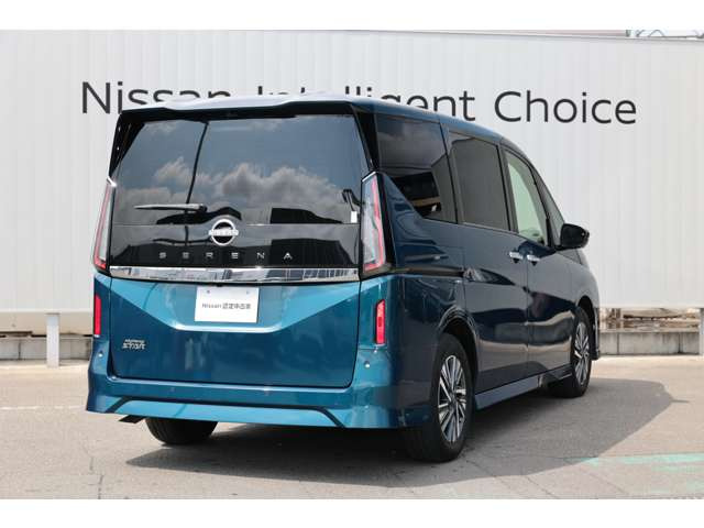 セレナ2.0 ハイウェイスターV