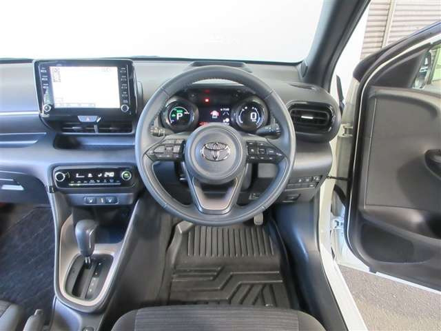 ヤリス1.5 ハイブリッド Z