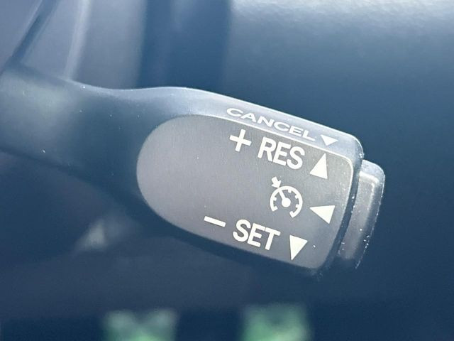 �y�N���[�Y�R���g���[���z�������H�����N���N���s�B�A�N�Z���𗣂��Ă���葬�x�ő��s���ł��A�������^�]���̕��S���y��!�����E�������ȒP�ȃX�C�b�`����Œ����ł��܂��B