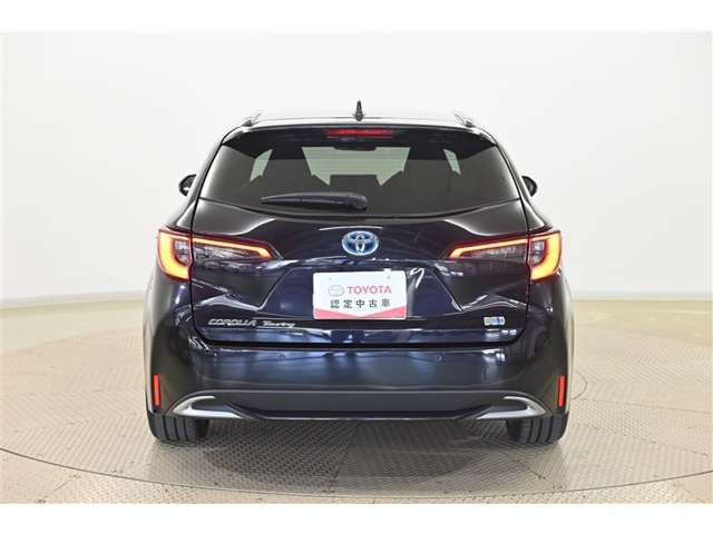 カローラツーリング1.8 ハイブリッド W×B