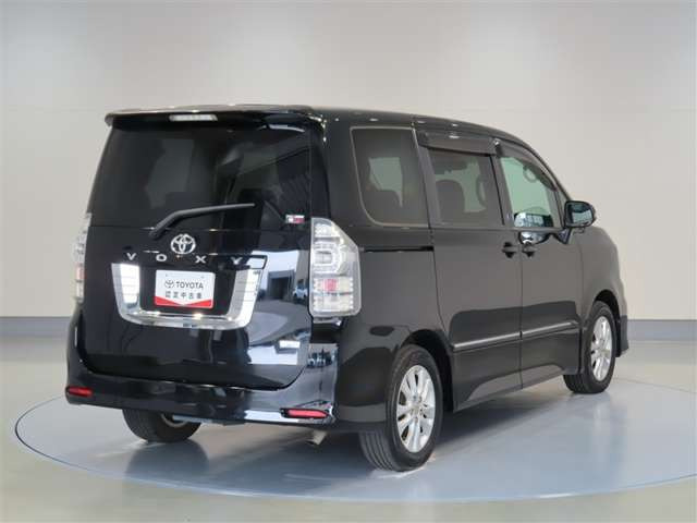 ヴォクシー2.0 ZS