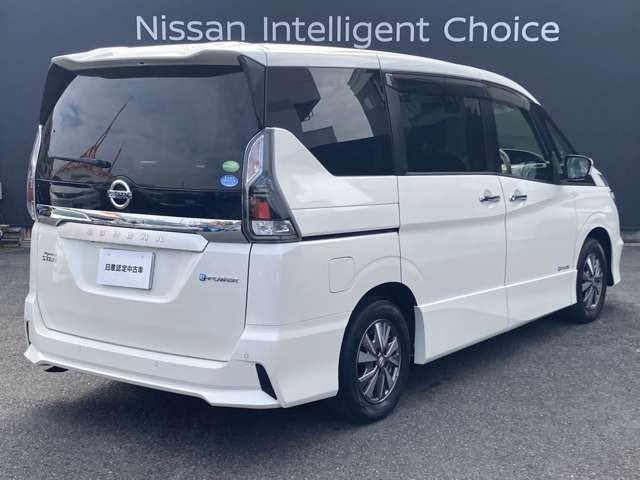 セレナ1.2 e-POWER ハイウェイスターV