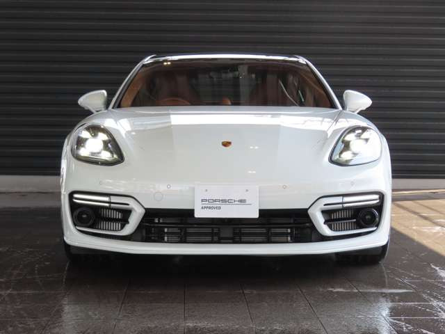 パナメーラGTS PDK 4WD