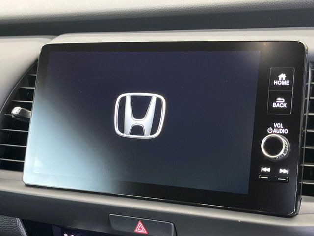 �y9�C���` �z���_�R�l�N�g�f�B�X�v���C�z���F���̍������ʃf�B�X�v���C�Ńi�r�̎g�p��A�������̃X�}�[�g�t�H���ƘA�g����bluetooth�ł̉��y�Đ����\�ł���