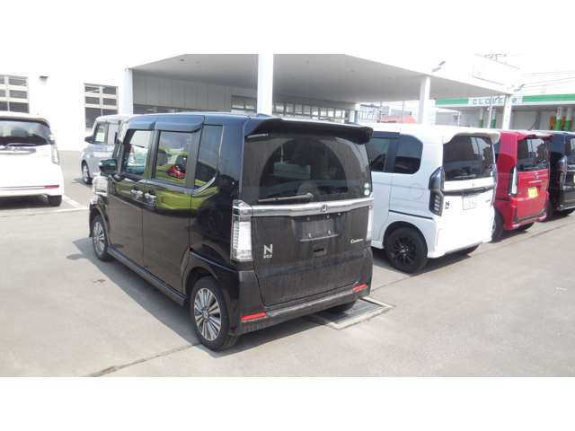 N-BOXカスタムG Aパッケージ 4WD