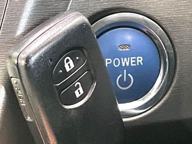 �y�X�}�[�g�L�[�z�J�o����|�P�b�g�ɓ��ꂽ�܂܂ł��h�A�̎{���E�������\�ȃX�}�[�g�L�[�𑕔��B�G���W���̃I���E�I�t�����J�M�����o���K�v����������Ƃ��Ă��֗��ł���