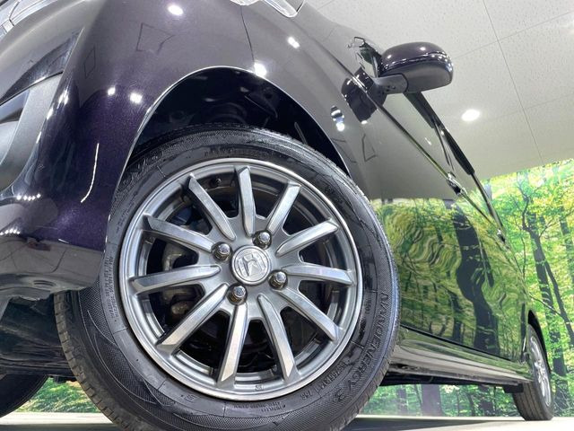 �y����14�C���`�A���~�z�C�[���z�O�ςɃ}�b�`���������A���~�z�C�[���𑕒����Ă���܂��B�e��ЊO�A���~�z�C�[����A�X�^�b�h���X�^�C�����戵�����Ă���܂��B���񂲑��k����������