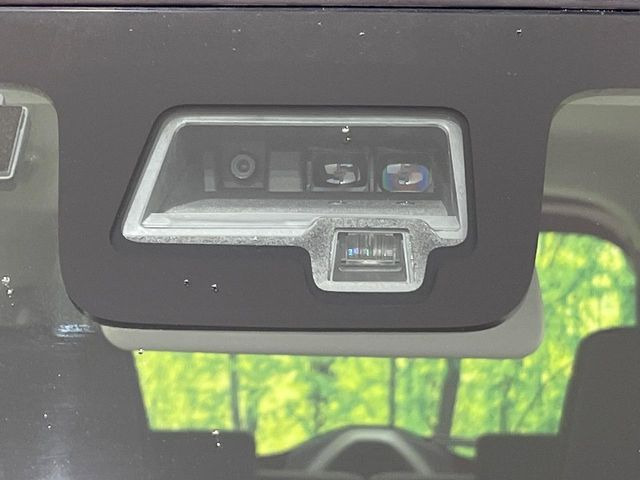 �y�X�Y�L �Z�[�t�e�B�T�|�[�g�z���s���ɑO���̎ԗ�����F�����A�Փ˂������Ȏ��͌x��ƃu���[�L�ŏՓˉ���Ɣ�Q�y�����A�V�X�g�B�����S�Ƀh���C�u�����y���݂��������܂��B