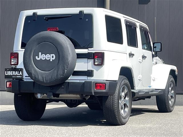 ラングラーアンリミテッド サハラ 4WD