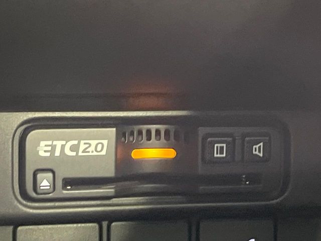 【ETC】高速道路の料金所をストレスなく通過!話題のスポットやサービスエリアに多い「スマートIC」利用時は必須のアイテムです。当店でセットアップを実施、ご納車当日からすぐにご利用いただけます!