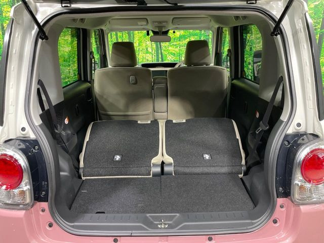 ���i�̂���������ʋ΁A���}���ɏ\���ȉ׎��X�y�[�X���m�ۂ��Ă���܂��B�Z�J���h�V�[�g��|���ƁA�傫�ȉו��̐ύڂ��\�ł���