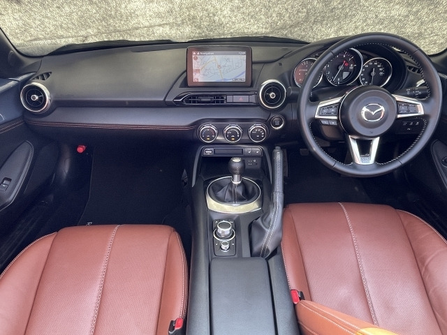 ロードスターRF2.0 VS