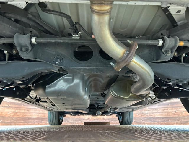 ����肪���ꂢ�Ȃ����ɁA�h�K���H�̎{�H���I�X�X���B�~��n��͂������A���ݕ��ɂ��Z���̕���A��Ń}�����E�E�B���^�[�X�|�[�c���������ɂ��D�]���������Ă���܂��B