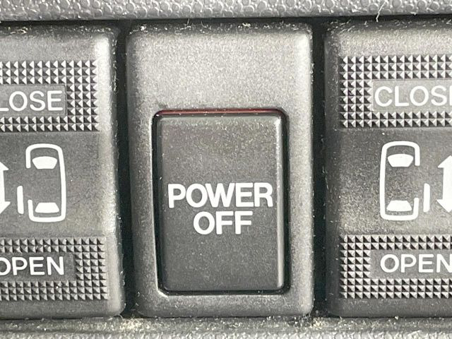 �y�����p���[�X���C�h�h�A�z�X�}�[�g�L�[��^�]�Ȃ̃X�C�b�`�Ō�ȗ����X���C�h�h�A�̊J���\���d��������͂����ăh�A���J����K�v�������A�����Ȃ��q�l�ł��ȒP�ɊJ���߂ł����K�ł���