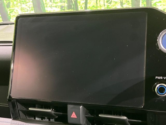 �y10.5�C���` �f�B�X�v���C�I�[�f�B�I�z���ʂ̃f�B�X�v���C��AppleCarPlay��AndroidAuto�����p�\�B�傫�ȉ�ʂŃX�}�z�i�r�A�v���������p���������܂���