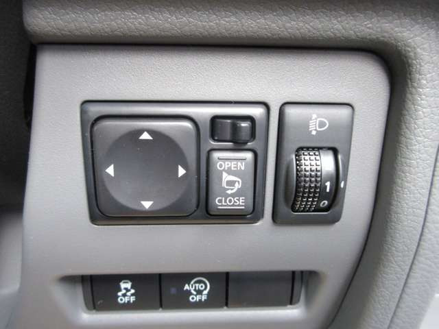 NV200バネット1.6 16X-3R アウトドア ブラック エディション