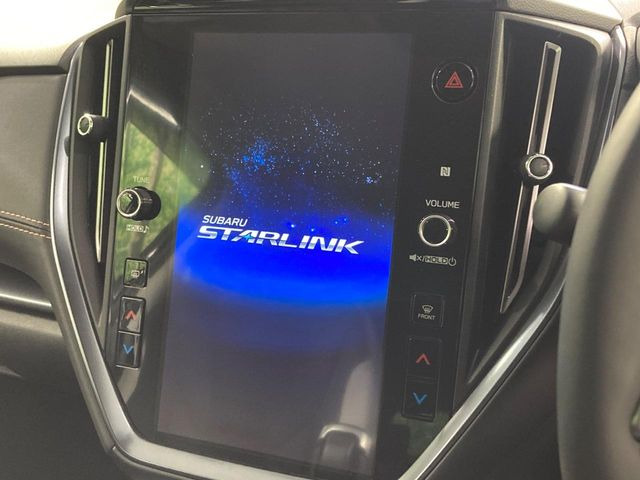 【11.6インチナビ】スマートフォン感覚で使用できる、インパクトのある11.6インチナビを装備!ナビやオーディオ操作はもちろん、各種車両情報もこの画面から確認・設定できます♪