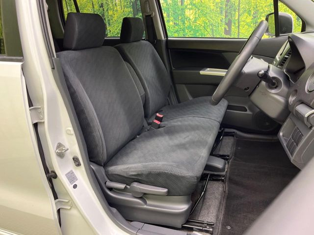 �^�]�ȃV�[�g���͎g�p�������Ȃ��A�ǍD�ȏ�ԂƂȂ��Ă��܂��B���J�Ɏg���Ă������Ƃ��悭�킩��܂��ˁB