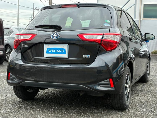 ヴィッツ1.5 ハイブリッド F