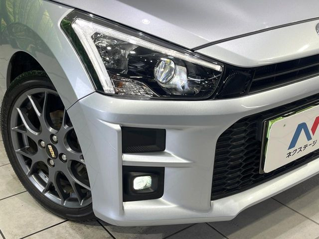 �yLED�w�b�h���C�g�z���V����ԑ��s�����ǍD�Ȏ��E���m�ۂ����S���ĉ^�]�ł��鍂�P�xLED�w�b�h���C�g�𑕔�!�_�����x�������A����d�͂��}�����Ă��܂��B