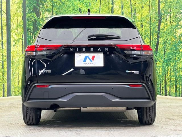 安心の最長10年・走行無制限保証(有償)をご用意。保証内容も充実はもちろん、無料点検&オイル交換や、年中無休の全国・24時間ロードサービスも付帯されておりますのでご安心下さい。