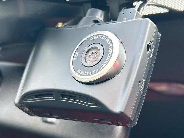 【ドライブレコーダー】ドライブレコーダー装備!走行中はもちろん、あおり運転や事故に遭遇した際、映像で記録し、万一のリスクに備えます。※記録用SDカードはお客様ご自身でご準備いただく必要があります。