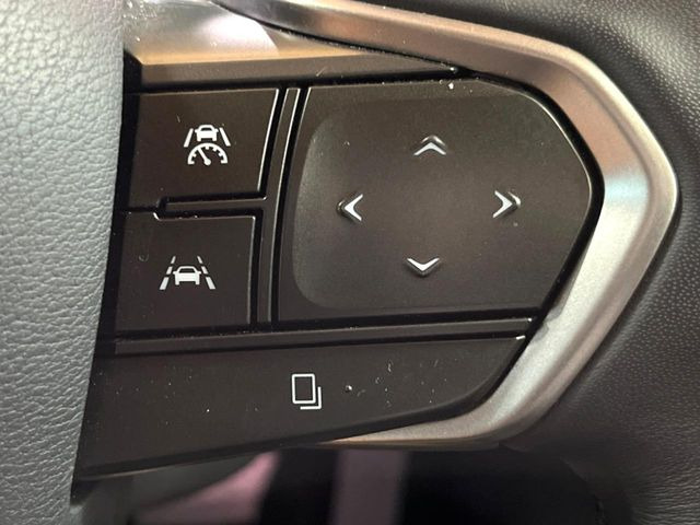 【レーダークルーズコントロール】高速道路での長距離走行が楽に!!自動で速度を保つクルーズコントロールが、衝突軽減システムと連携し、前方の車両を感知して車間を保つように速度調節してくれます!!