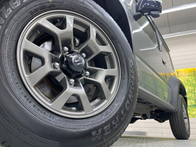 �y�����A���~�z�C�[���z�O�ςɃ}�b�`���������A���~�z�C�[���𑕒����Ă���܂��B�e��ЊO�A���~�z�C�[����A�X�^�b�h���X�^�C�����戵�����Ă���܂��B���񂲑��k����������