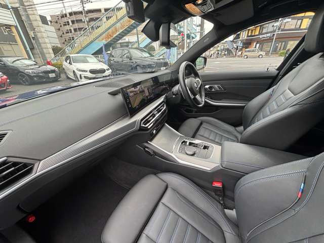 3シリーズセダンM340i xドライブ 4WD