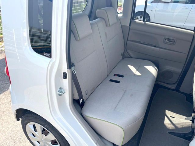 �L�X�Ƃ���2��ڃV�[�g�͋��Z���������A���S�n�����K!�F�B��Ƒ��Ƃ̂��o�����ɂ҂�����ł��B�x�r�[�V�[�g��`���C���h�V�[�g�g�p�������K�ɂ��߂�������������\���ȋ�Ԃ��m�ۂ��Ă��܂��B