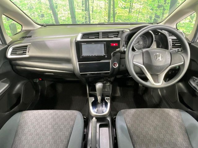 フィット1.3 13G Fパッケージ