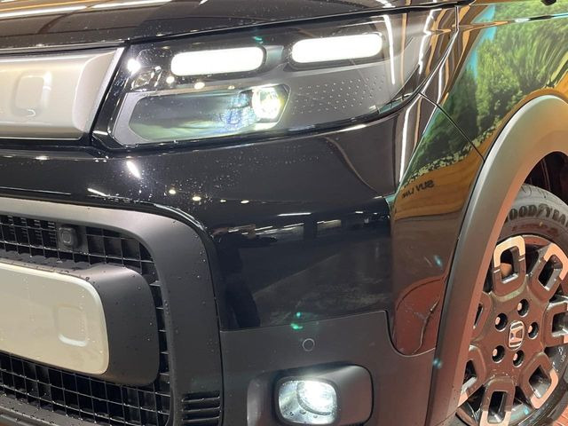 �yLED�w�b�h���C�g�z���V����ԑ��s�����ǍD�Ȏ��E���m�ۂ����S���ĉ^�]�ł��鍂�P�xLED�w�b�h���C�g�𑕔�!�_�����x�������A����d�͂��}�����Ă��܂��B